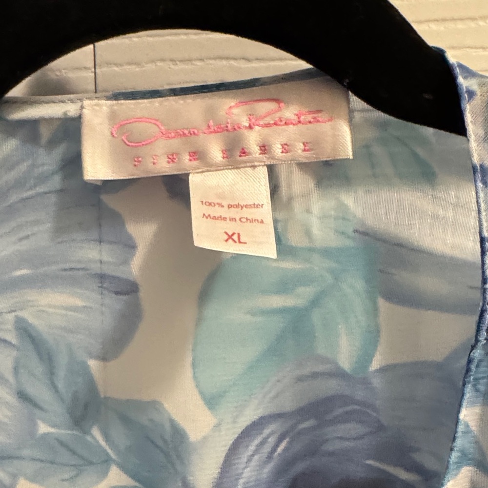 Oscar de la Renta Sheer Blue Floral Tie-Waist Robe - Picture 4 of 8